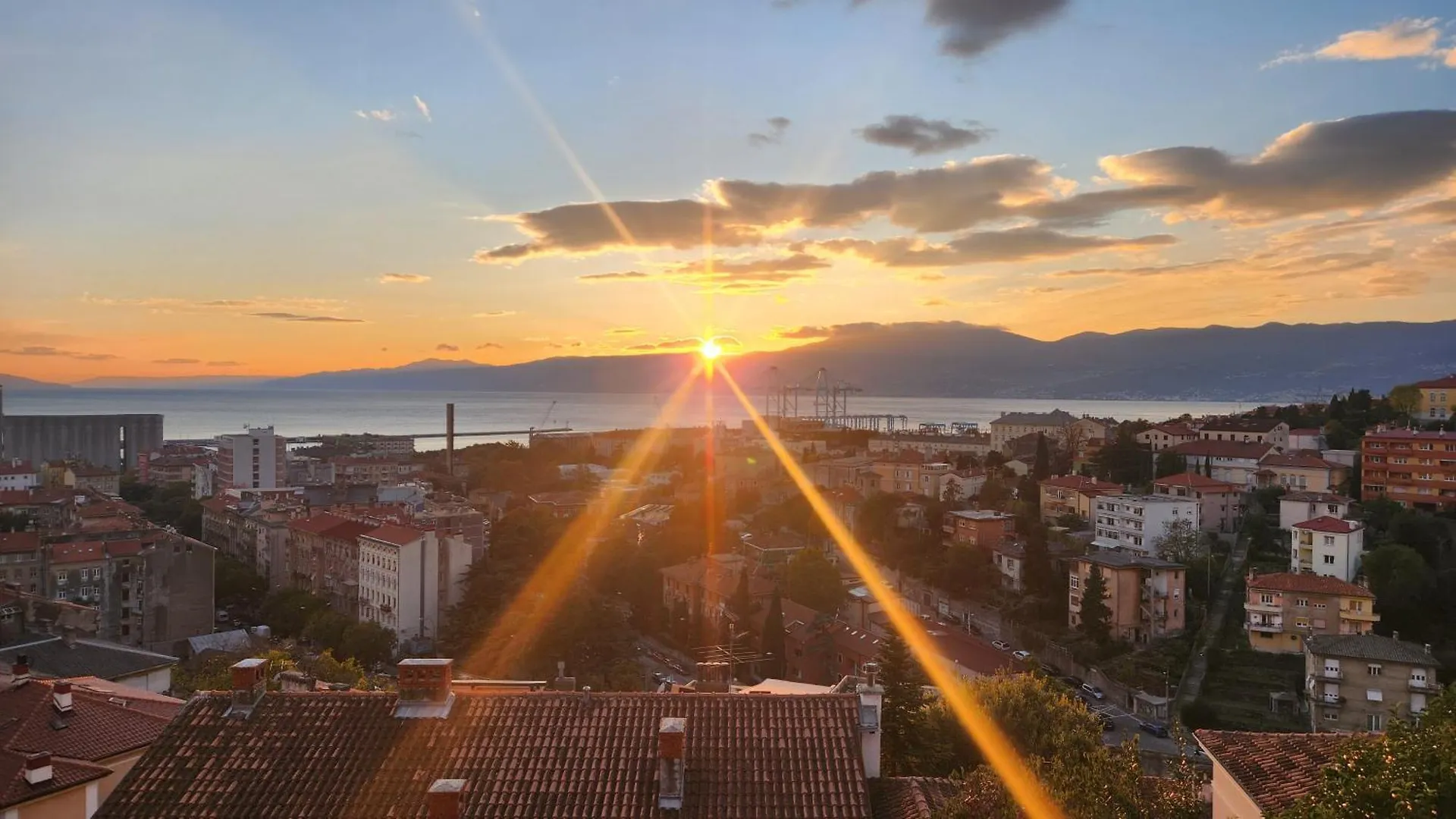 Crema Di Oro 1 Apartment Rijeka